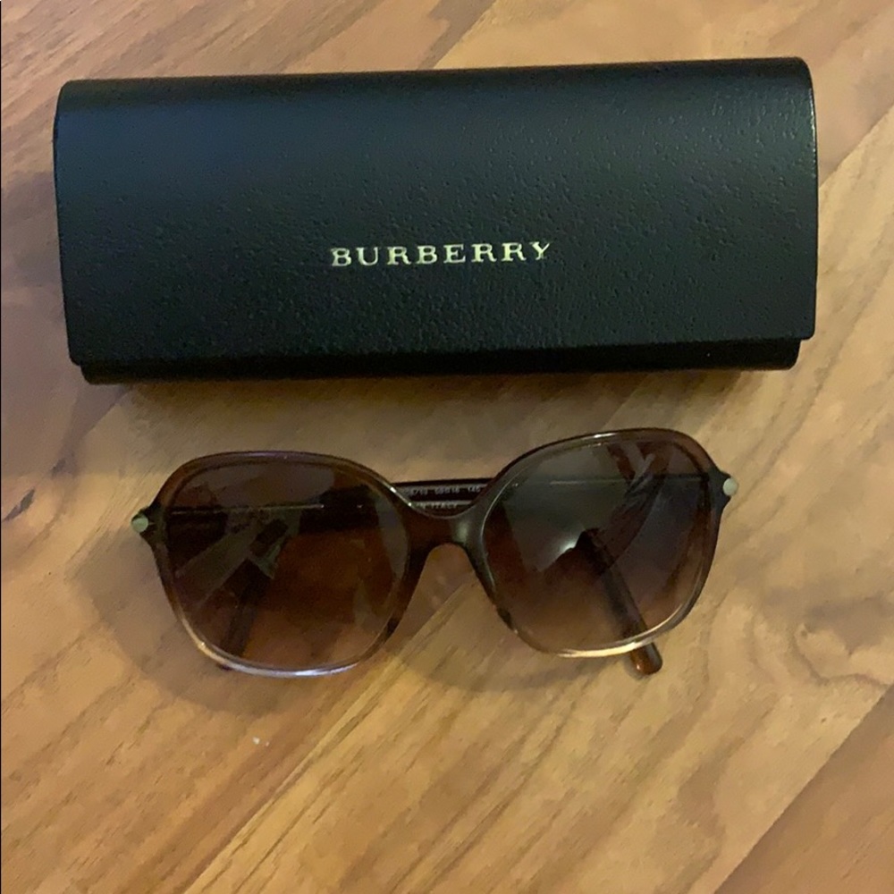 Burberry sunglasses